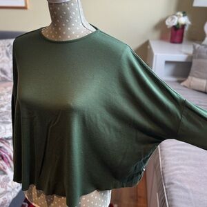 Kit and Ace Green Dolman Sleeve Top – Size XS